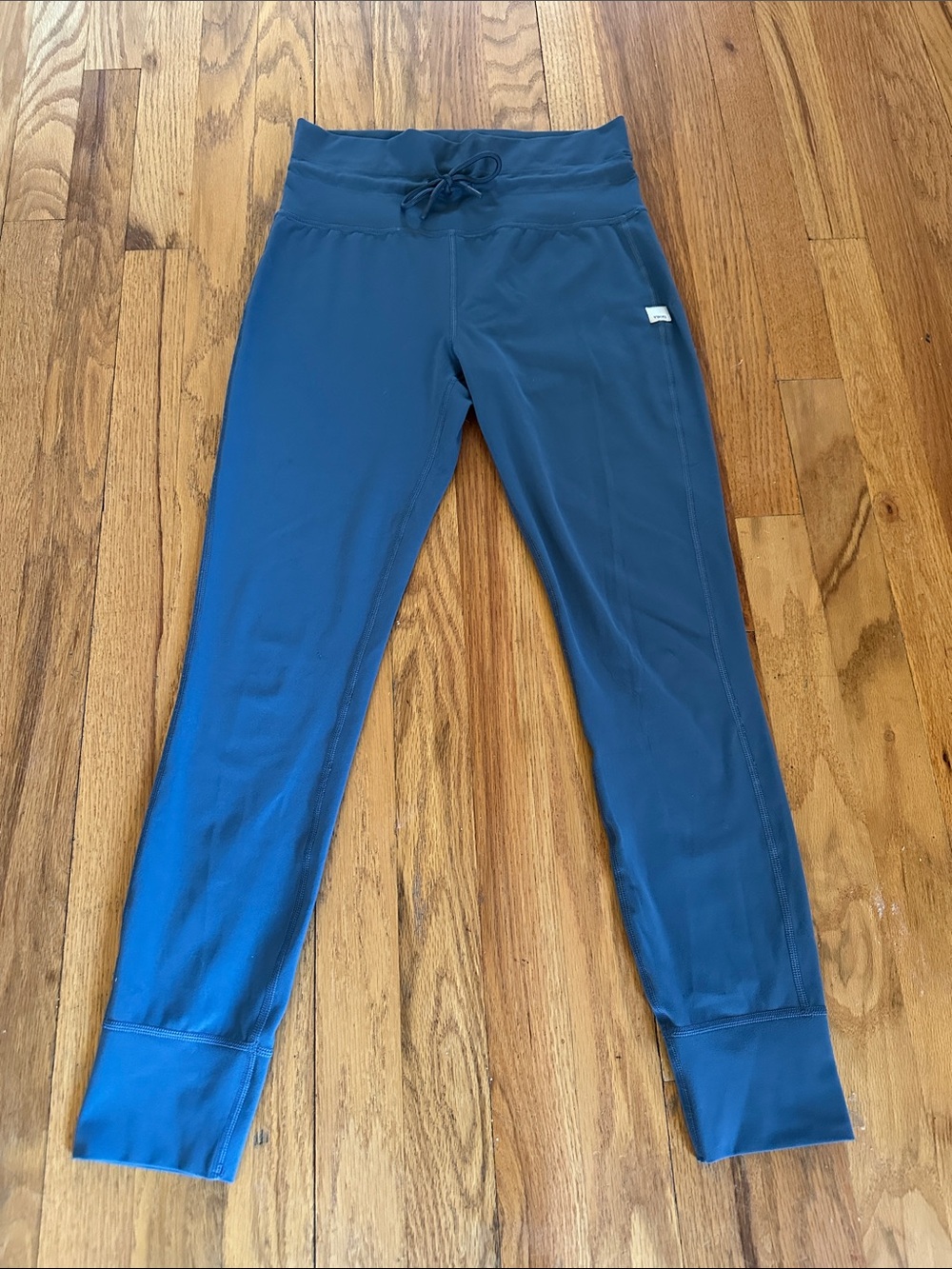 Vuori daily leggings Pool Blue, excellent condition